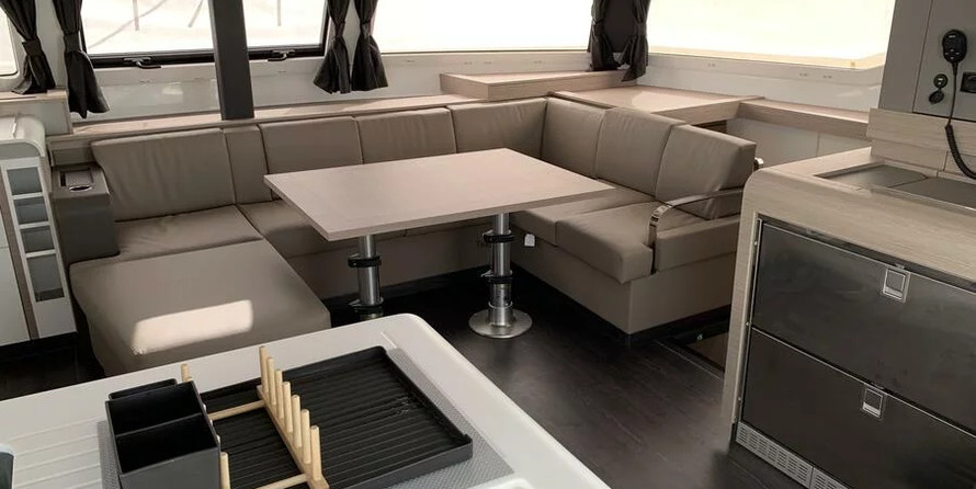 Fountaine Pajot Elba 45