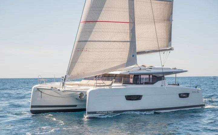 Fountaine Pajot Astréa 42