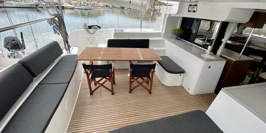 Lagoon 46