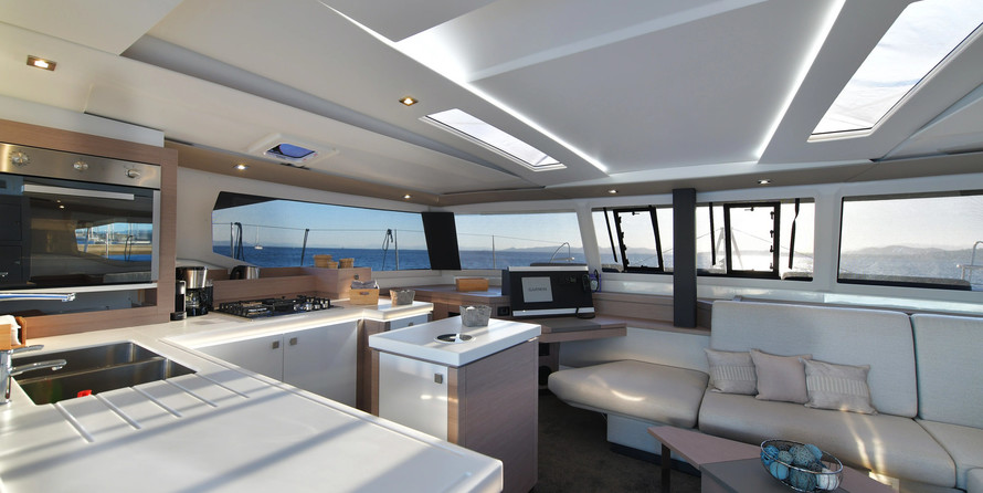 Fountaine Pajot Saona 47