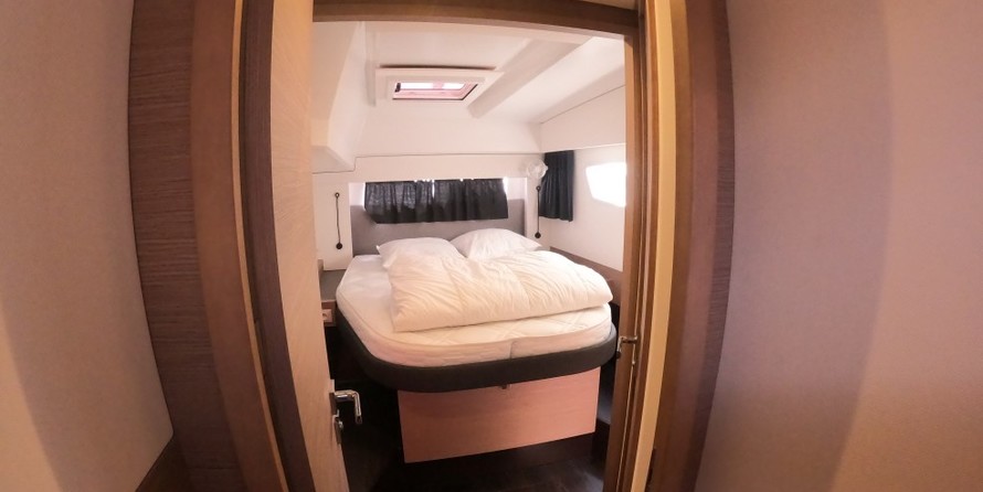 Fountaine Pajot Astréa 42