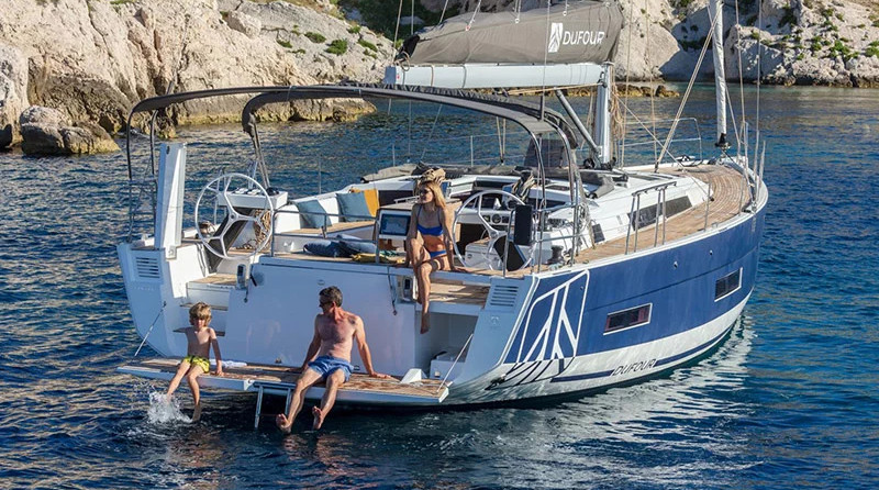 Dufour 530