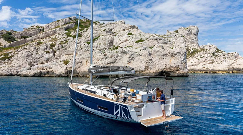 Dufour 530