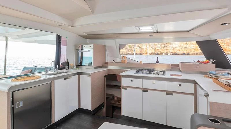 Fountaine Pajot Elba 45