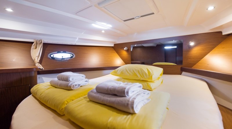 Beneteau Antares 36