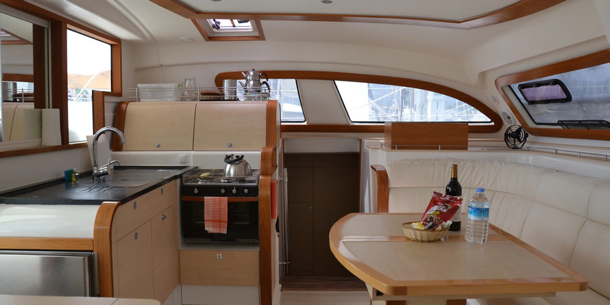 Catana 47 Carbon Infusion