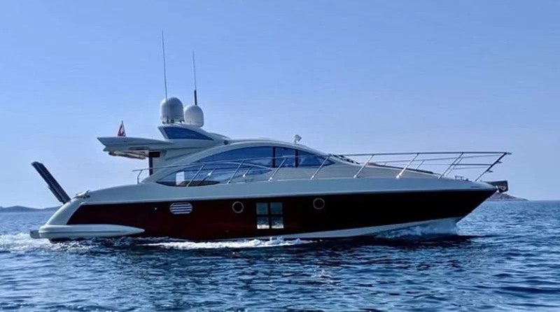 Azimut 43