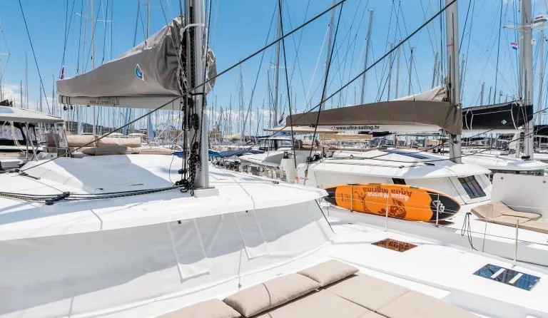 Fountaine Pajot Saona 47