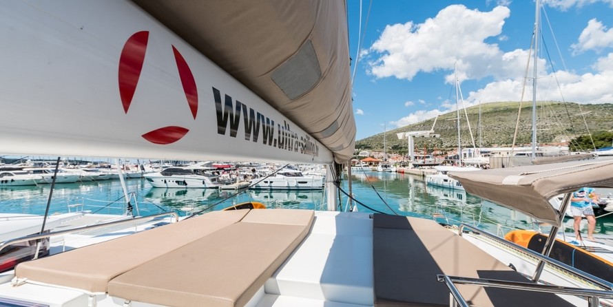 Fountaine Pajot Saona 47