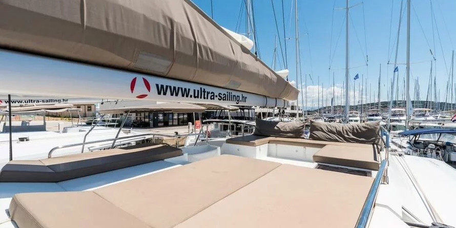 Fountaine Pajot Saona 47