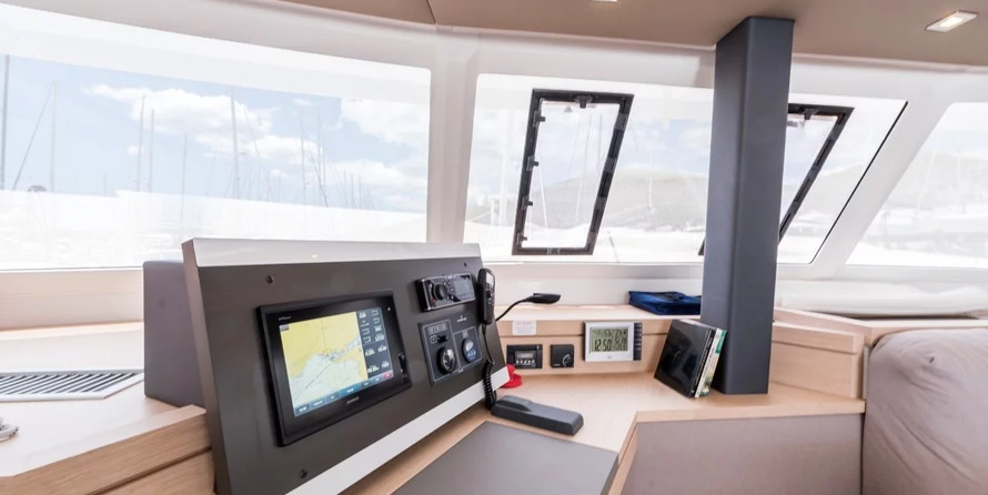Fountaine Pajot Saona 47