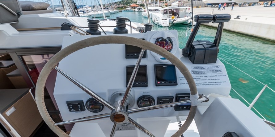 Fountaine Pajot Saona 47