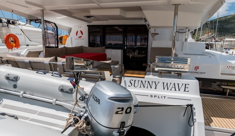 Fountaine Pajot Saona 47