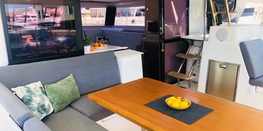 Fountaine Pajot Saona 47