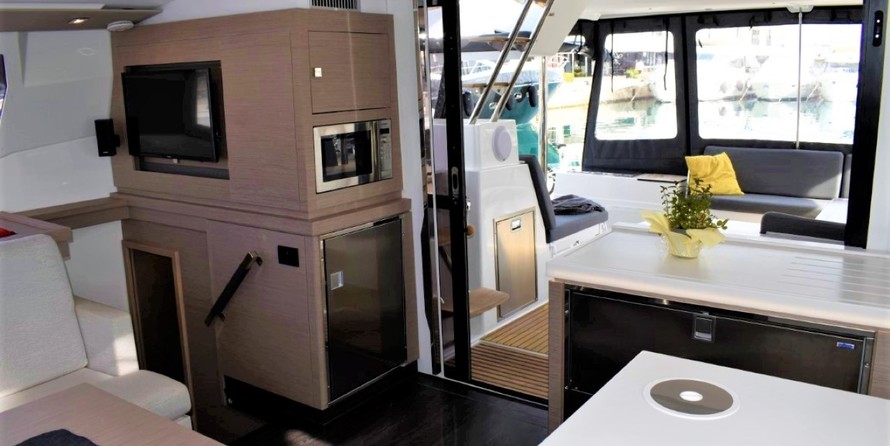 Fountaine Pajot Saona 47