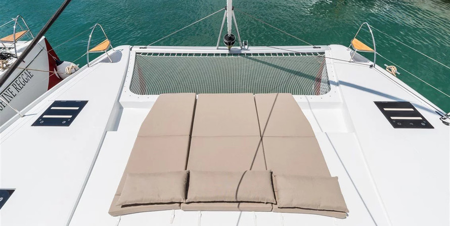 Fountaine Pajot Saona 47