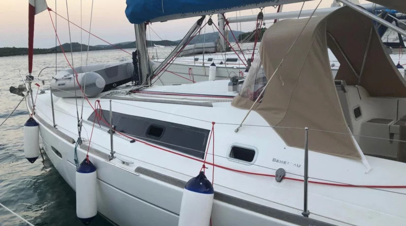Beneteau Oceanis 37