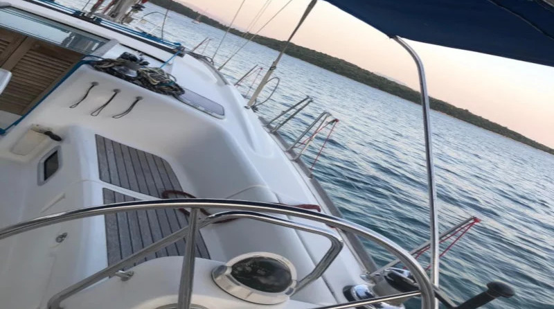 Beneteau Oceanis 37