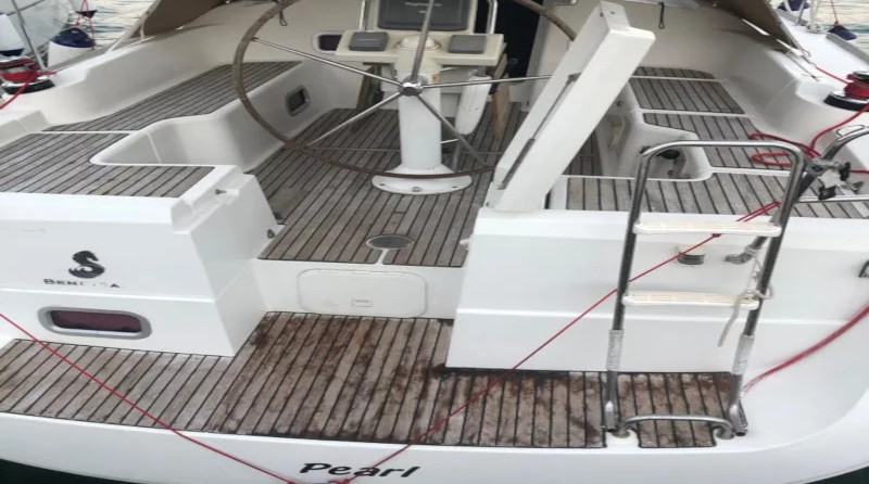 Beneteau Oceanis 37