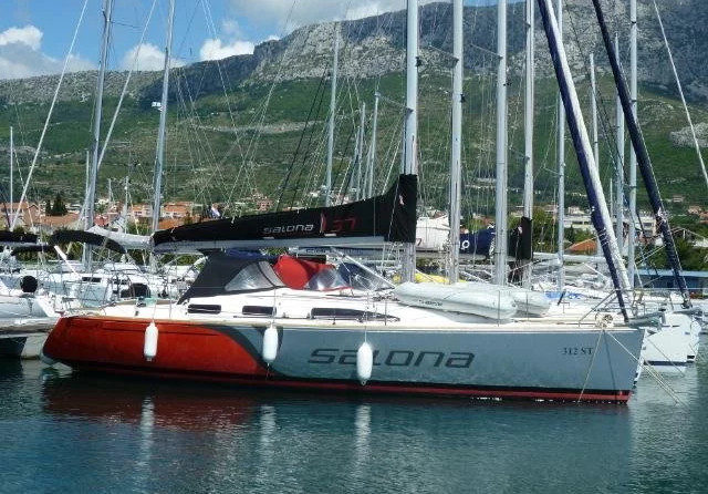 Salona 37