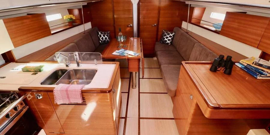 Salona 38