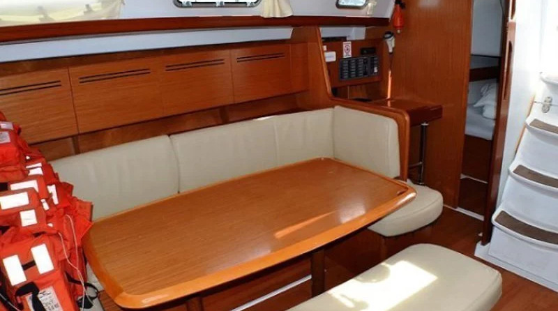 Beneteau Cyclades 43.4