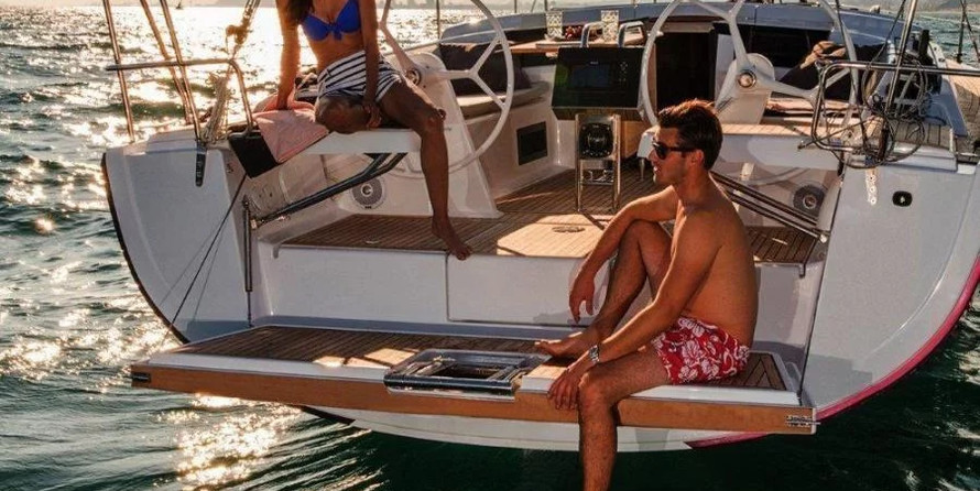 Hanse 388