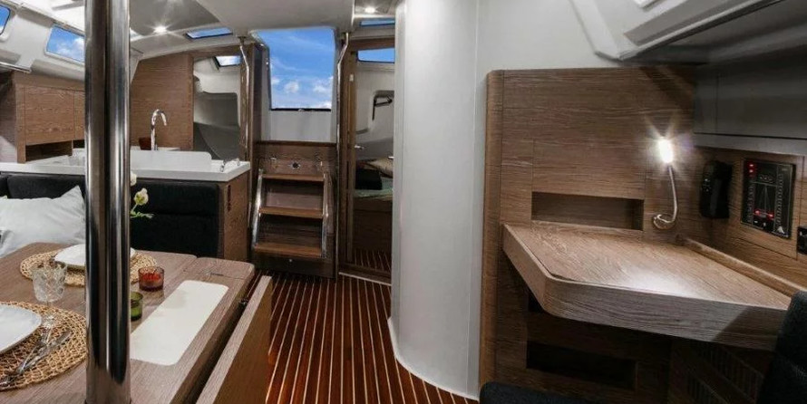 Hanse 388