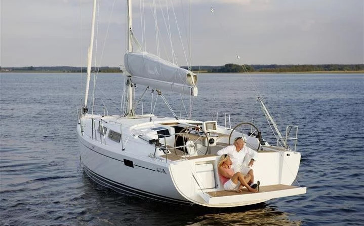 Hanse 388