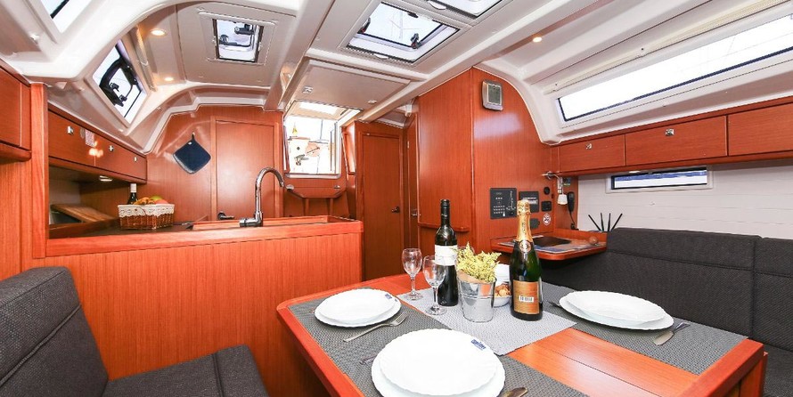 Bavaria 37 Cruiser