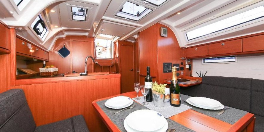 Bavaria 37 Cruiser