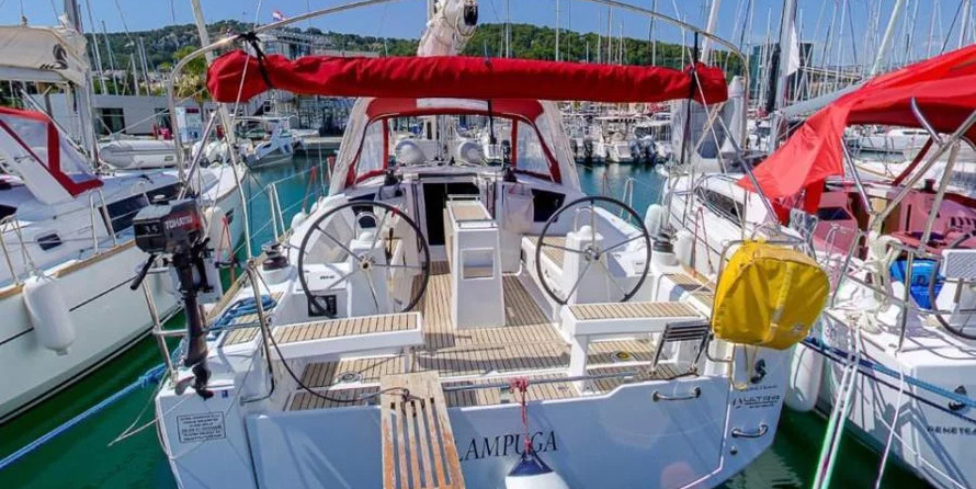 Beneteau Oceanis 35.1