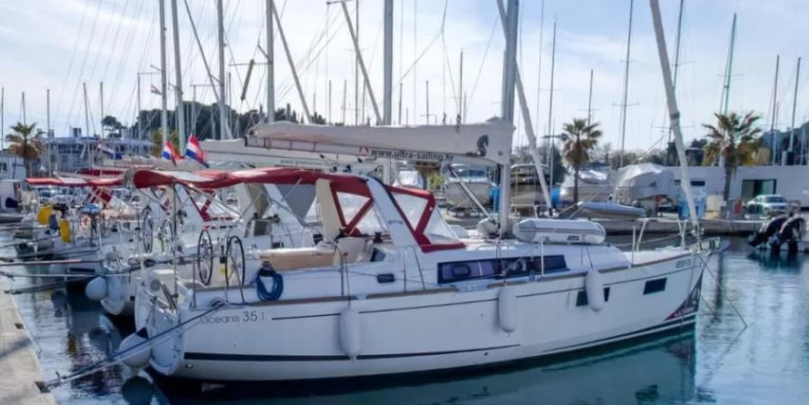 Beneteau Oceanis 35.1