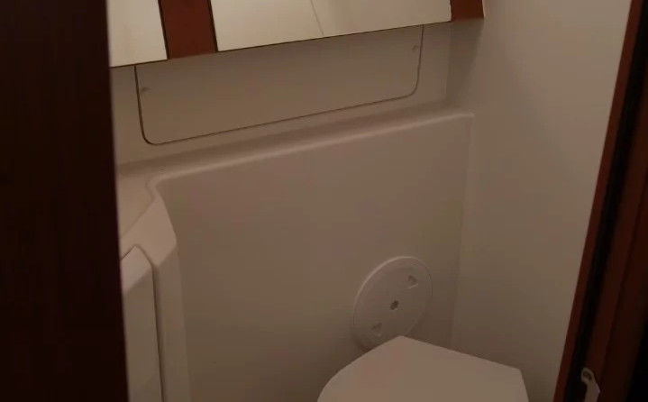 Beneteau Oceanis 37