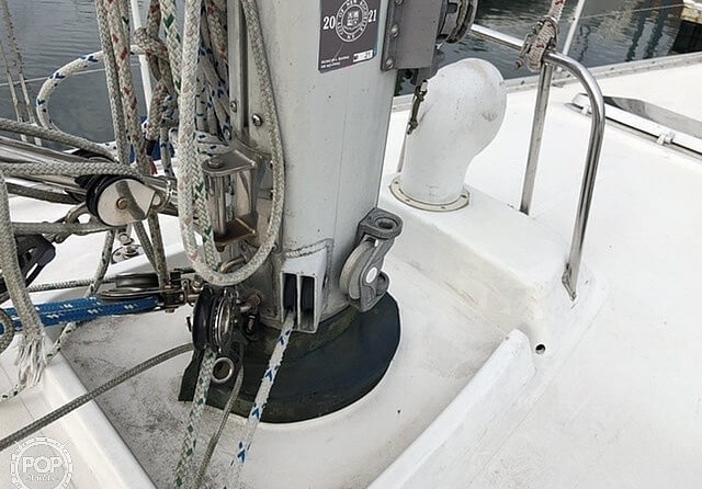 Canadian Sailcraft 36