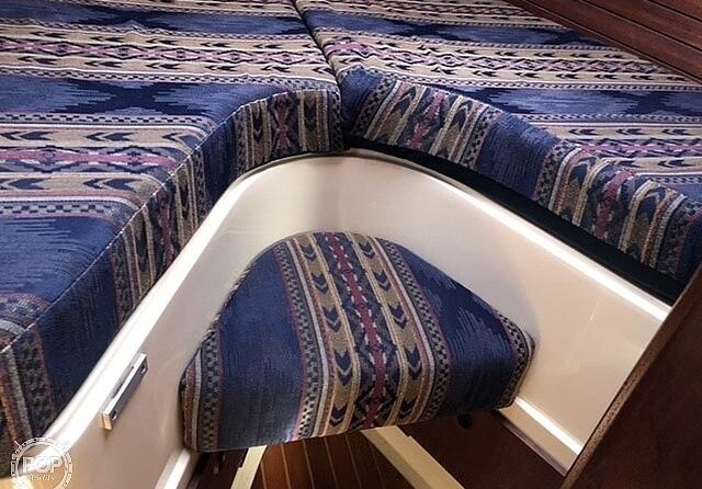 Canadian Sailcraft 36