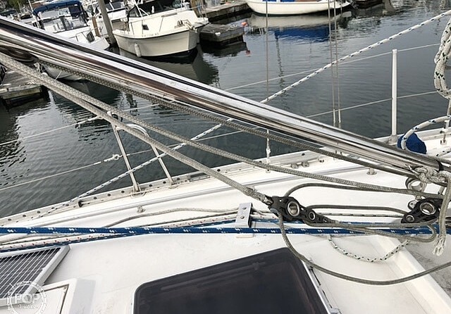 Canadian Sailcraft 36