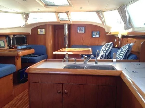 Sun Odyssey 43 - 3 cab.