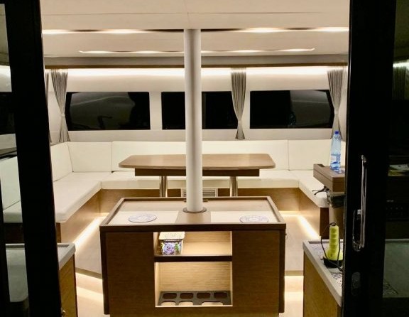 Lagoon 50