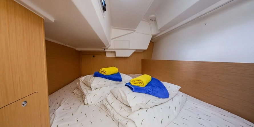 Beneteau Oceanis 38.1