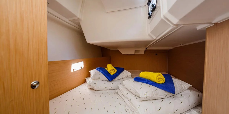 Beneteau Oceanis 38.1