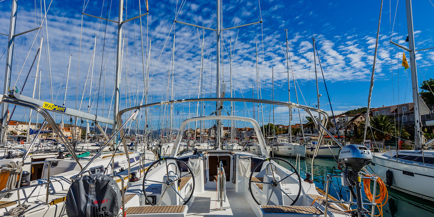 Beneteau Oceanis 38.1