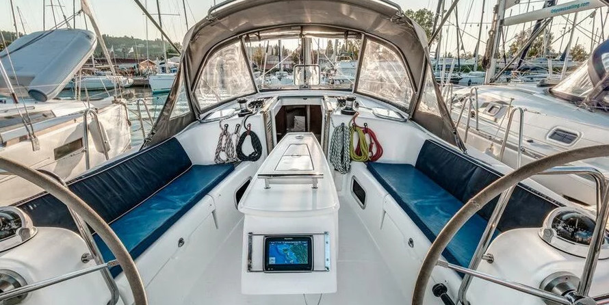 Oceanis 40