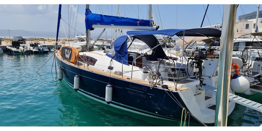 Oceanis 43