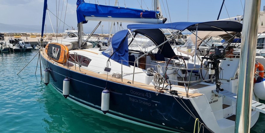 Oceanis 43