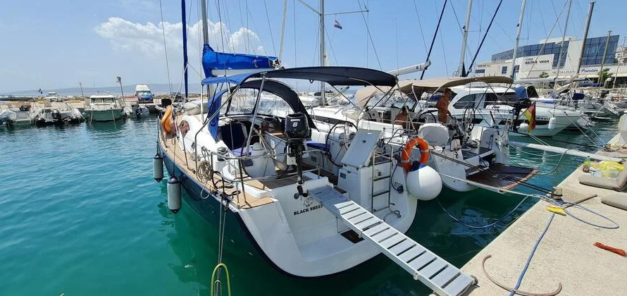 Oceanis 43