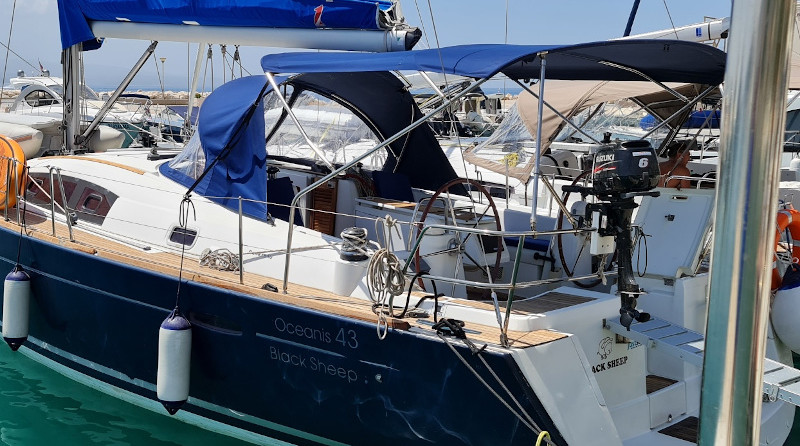 Oceanis 43