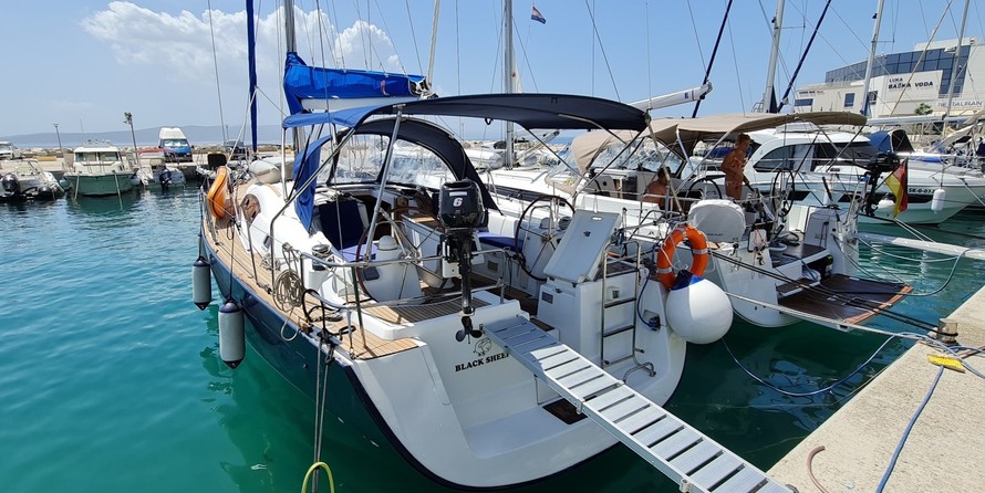 Oceanis 43