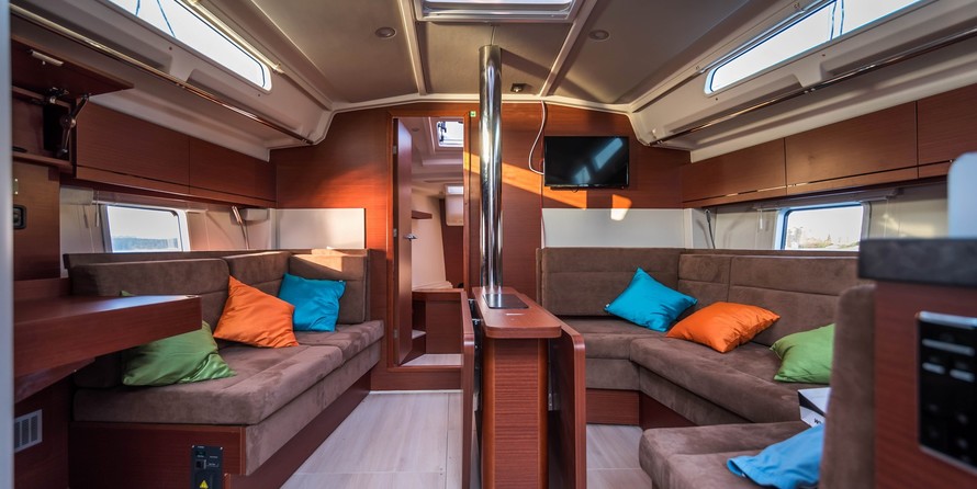 Hanse 418