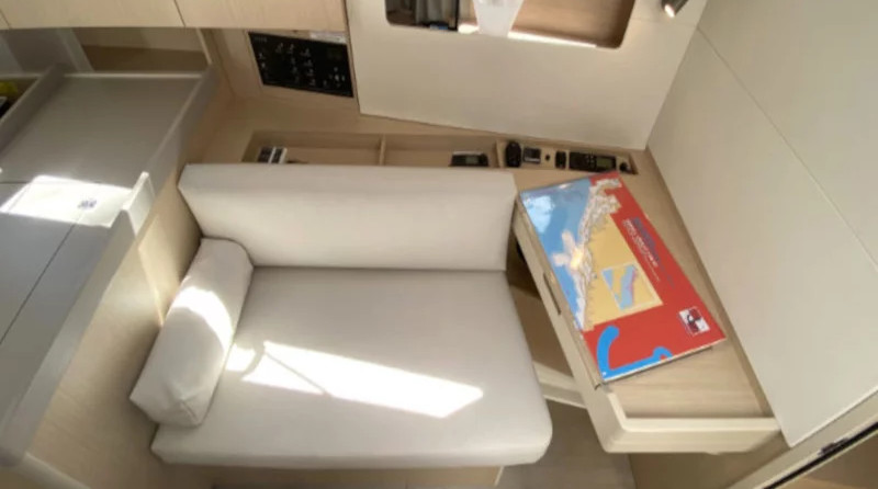 Oceanis 41.1